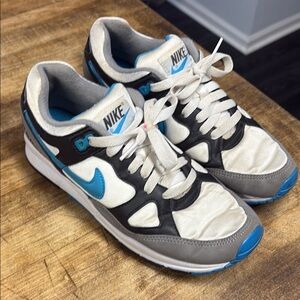 Nike men’s 7 Air Span II White black and Blue Sneakers